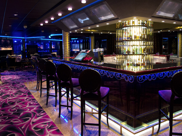 Norwegian Epic Club Lounge